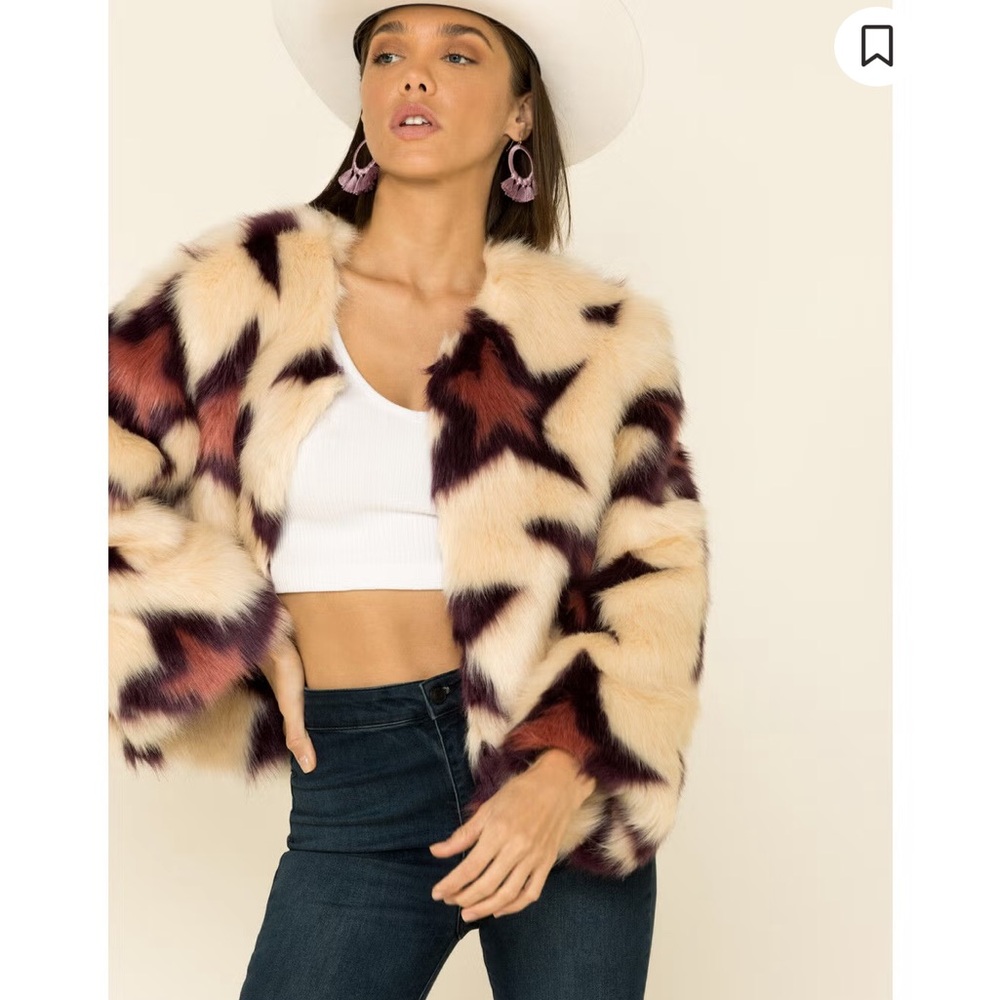 ‼️NWT‼️ Band of Gypsies Ivory Faux Fur Jacket with Brown and Burgundy Stars